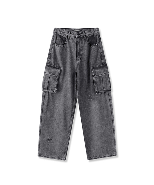 AVANDRESS(アバンドレス )の「Spike Cargo Denim Pants BLACK(デニムパンツ・レディース・ブラック・X-SMALL/XX-SMALL/SMALL/MEDIUM/LARGE/X-LARGE)」の1枚目の写真