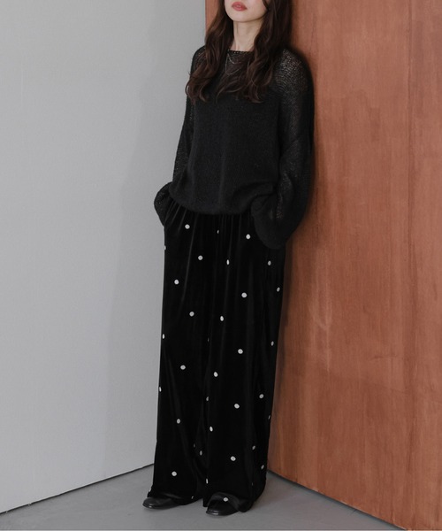 AMELY(エミリー)の「ドットデザインベロアワイドパンツ(その他パンツ・レディース・ネイビー/ブラック・フリー)」の1枚目の写真