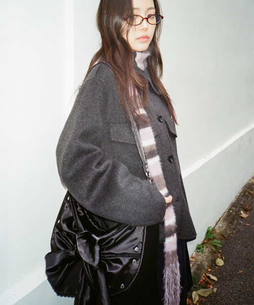 IUGAMAKARAS（イウガマカラス）の「Laced Ribbon Shoulder Bag (Black)（ショルダーバッグ・レディース・その他・FREE）」の10枚目の写真