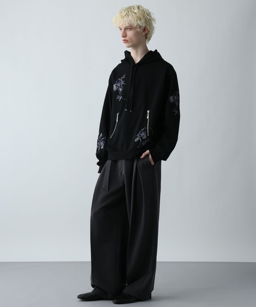 HARE（ハレ）の「シシュウモチーフポンチパーカー(HARE)（パーカー・メンズ・ホワイト/ブルー/ブラック・FREE）」の6枚目の写真