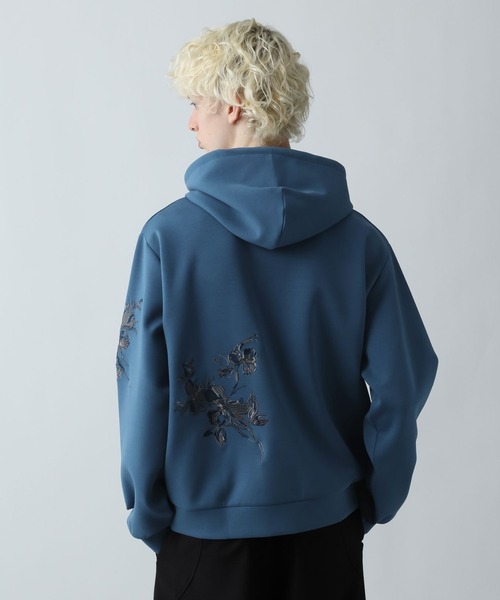 HARE（ハレ）の「シシュウモチーフポンチパーカー(HARE)（パーカー・メンズ・ホワイト/ブルー/ブラック・FREE）」の17枚目の写真