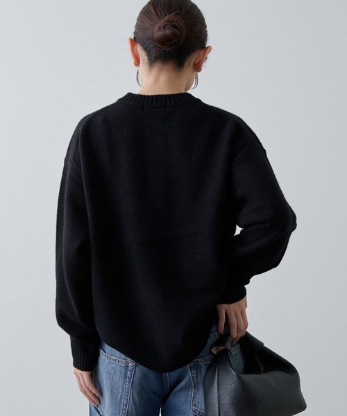 Lui's（ルイス）の「ウォッシャブルウールフロントボタンニット（ニット/セーター・レディース・チャコールグレー/ブラック/ピンク・FREE）」の5枚目の写真