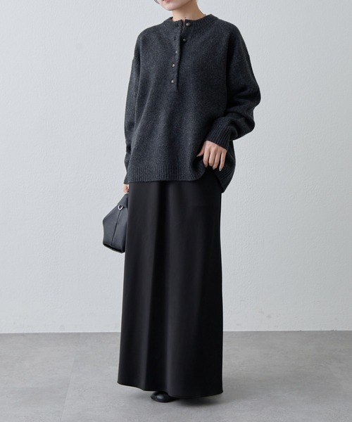 Lui's（ルイス）の「ウォッシャブルウールフロントボタンニット（ニット/セーター・レディース・チャコールグレー/ブラック/ピンク・FREE）」の9枚目の写真