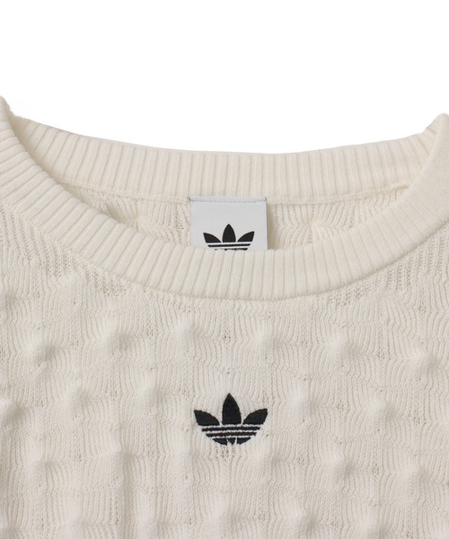 adidas（アディダス）の「adidas SLIM SOLID SPIKE KNIT SWEATSHIRT / アディダス スリム ソリッド スパイク ニット スウェットシャツ（ニット/セーター・レディース・ホワイト・S/M/L）」の5枚目の写真