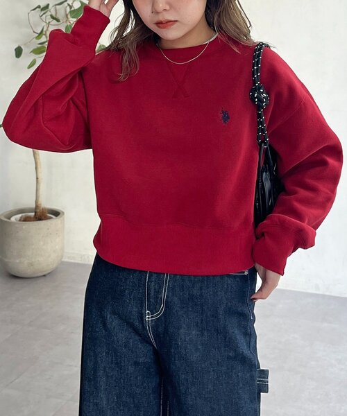 U.S. POLO ASSN.(ユーエスポロアッスン)の「クロップド裏起毛プルオーバー(スウェット・レディース・レッド/グリーン/ブラック/グレー系その他/グレー・FREE)」の2枚目の写真