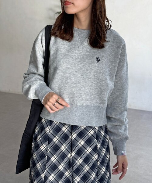 U.S. POLO ASSN.(ユーエスポロアッスン)の「クロップド裏起毛プルオーバー(スウェット・レディース・レッド/グリーン/ブラック/グレー系その他/グレー・FREE)」の13枚目の写真
