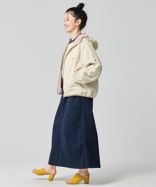 KRIFF MAYER Lady's Collection（クリフメイヤーレディースコレクション）の「【リバーシブル・2WAY】ひっくりライトジャケット（マウンテンパーカー・レディース・ベージュ/チャコール/ライトブルー/ナチュラル・LARGE/MEDIUM）」の7枚目の写真