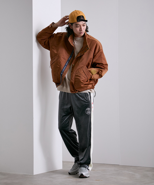 PARIS SAINT-GERMAIN(パリサンジェルマン)の「【Paris Saint-Germain / パリ・サン=ジェルマン】 JP Stand Collar Short Blouson(その他アウター・メンズ・ブラック/ブラウン・LARGE/MEDIUM)」の21枚目の写真