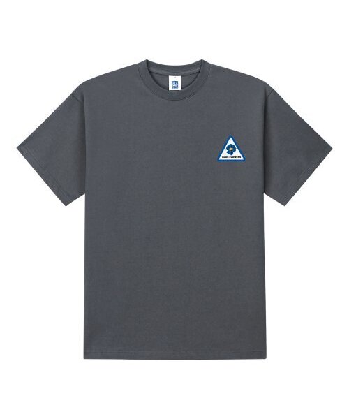 RADINEO(ラディネオ)の「トライアングルフラワー半袖Tシャツグレー(Tシャツ/カットソー・メンズ・その他・LARGE/MEDIUM/SMALL/X-LARGE)」の2枚目の写真
