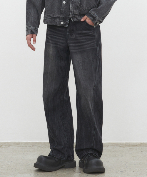 DECET(デケト)の「Curved Wide Jeans DCPT033CRBlackB(デニムパンツ・レディース・その他・26/28/30/34/32)」の7枚目の写真