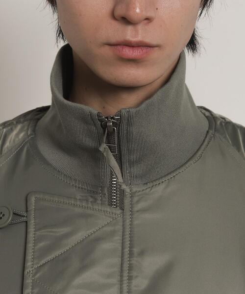 LUCY(ルーシー)の「LUCY/ナイロンスタンドブルゾン(ミリタリージャケット・メンズ・カーキ/ブラック・MEDIUM/LARGE)」の5枚目の写真