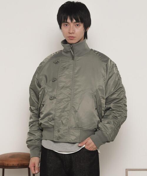 LUCY(ルーシー)の「LUCY/ナイロンスタンドブルゾン(ミリタリージャケット・メンズ・カーキ/ブラック・MEDIUM/LARGE)」の14枚目の写真