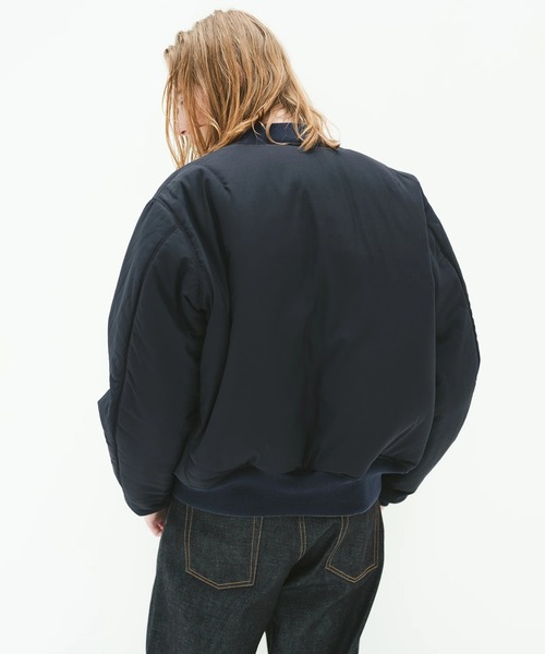 SimplyComplicated(シンプリーコンプリケイテッド)の「ALT BOMBMER JACKET(MA-1・メンズ・ダークグリーン/ブラック・1/2/3)」の16枚目の写真