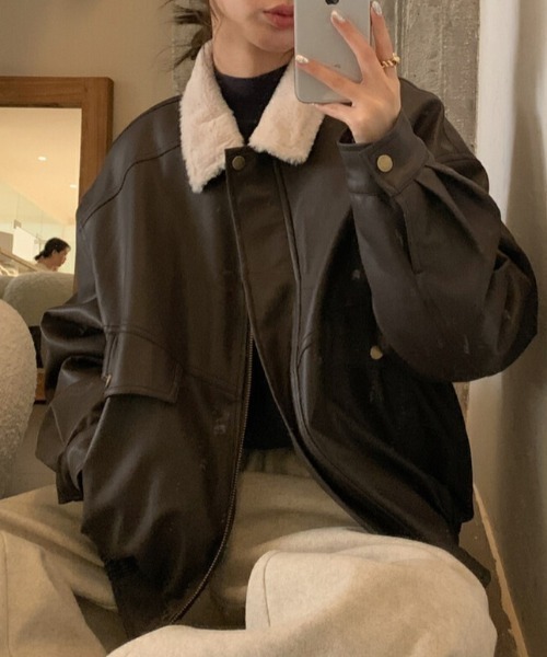FREE STYLISTS(フリー スタイリスト)の「YUGA_YGMC Lapel fleece-lined leather jacket(ブルゾン・レディース・ブラック/ブラウン・FREE)」の22枚目の写真