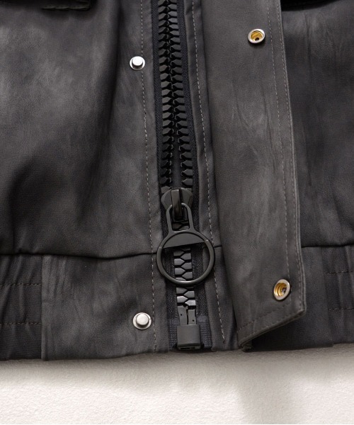 CavariA(キャバリア)の「『CavariA/キャバリア』PUスタンドJKT(ブルゾン・メンズ・ブラック/ブラウン・M/L)」の10枚目の写真
