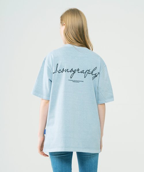 ICONOGRAPHY(アイコノグラフィー)の「PIGMENT EMBLEM SILICONE VOLUME PRINT RSBL(Tシャツ/カットソー・レディース・スカイブルー・MEDIUM/LARGE)」の6枚目の写真