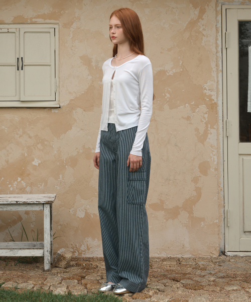 LOSSYROW（ロッシロー）の「Stripe washed cargo denim pants Blue（デニムパンツ・レディース・ブルー系その他・SMALL/MEDIUM/LARGE）」の4枚目の写真