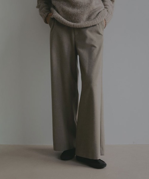 ETRE TOKYO（エトレトウキョウ）の「ウーリーセミワイドパンツ（その他パンツ・レディース・ベージュ/チャコール・S/M）」の2枚目の写真