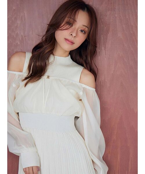 MERCURYDUO(マーキュリーデュオ)の「異素材ドッキングプリーツフレアニットワンピース(ワンピース・レディース・アイボリー/ライトグレー/ブラック・SMALL/MEDIUM)」の7枚目の写真