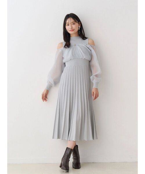 MERCURYDUO（マーキュリーデュオ）の「異素材ドッキングプリーツフレアニットワンピース（ワンピース・レディース・ブラック/アイボリー/ライトグレー・MEDIUM/SMALL）」の9枚目の写真