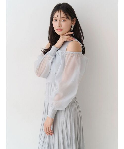 MERCURYDUO（マーキュリーデュオ）の「異素材ドッキングプリーツフレアニットワンピース（ワンピース・レディース・ブラック/アイボリー/ライトグレー・MEDIUM/SMALL）」の11枚目の写真