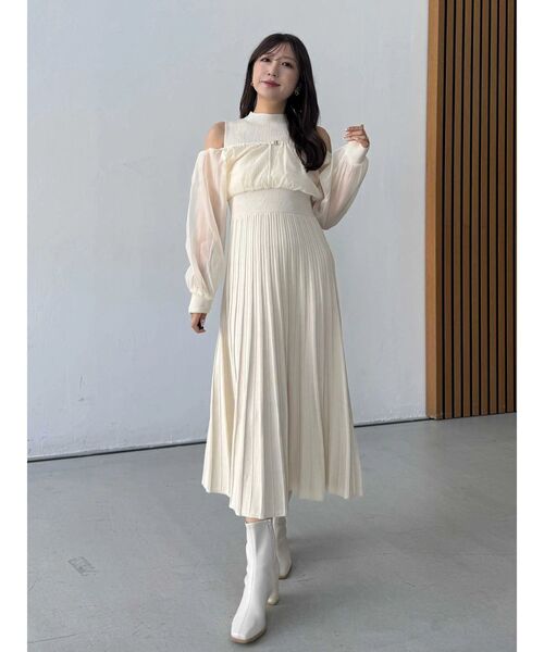 MERCURYDUO（マーキュリーデュオ）の「異素材ドッキングプリーツフレアニットワンピース（ワンピース・レディース・ブラック/アイボリー/ライトグレー・MEDIUM/SMALL）」の13枚目の写真