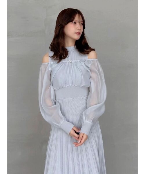 MERCURYDUO(マーキュリーデュオ)の「異素材ドッキングプリーツフレアニットワンピース(ワンピース・レディース・アイボリー/ライトグレー/ブラック・SMALL/MEDIUM)」の19枚目の写真