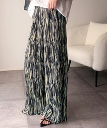 classicalelf（クラシカルエルフ）の「無地から目を惹くニュアンス柄まで豊富にご用意!柄アソート細プリーツパンツ（その他パンツ）」