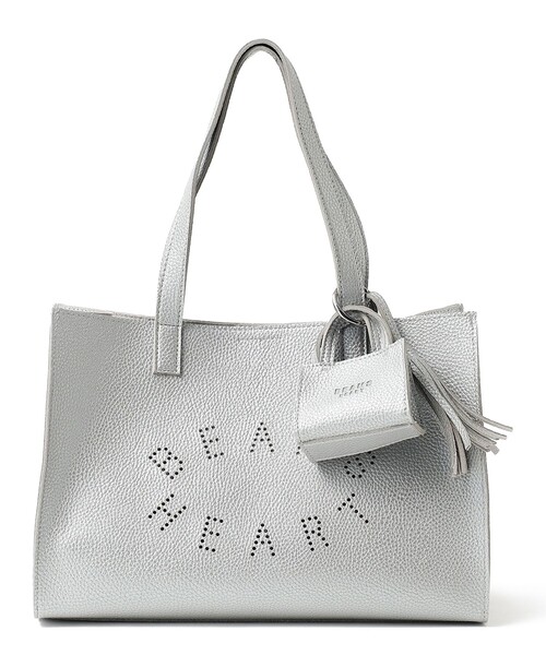 BEAMS HEART(ビームスハート)の「パンチングロゴ チャーム付き トートバッグ(トートバッグ・レディース・ブラウン系その他3/シルバー/ブラック・ONE SIZE)」の8枚目の写真