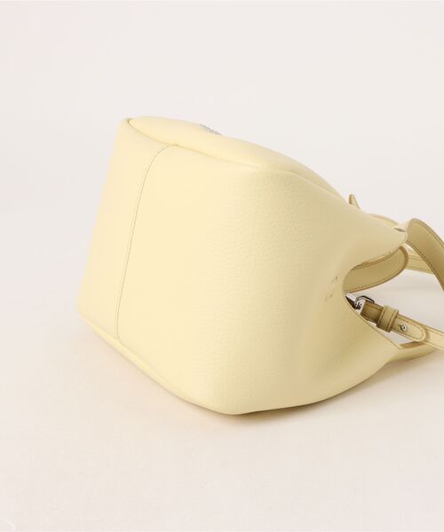 STELLA McCARTNEY（ステラマッカートニー）の「Logo Double Top Handle Crossbody Bag / ロゴ ダブルトップハンドル クロスボディバッグ（ショルダーバッグ・レディース・イエロー系その他・ONE SIZE）」の6枚目の写真