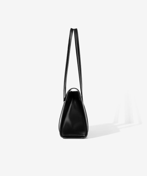 SONORIAL(ソノリアル)の「Manar bag - マナバッグブラック(ショルダーバッグ・レディース・ブラック・FREE)」の4枚目の写真