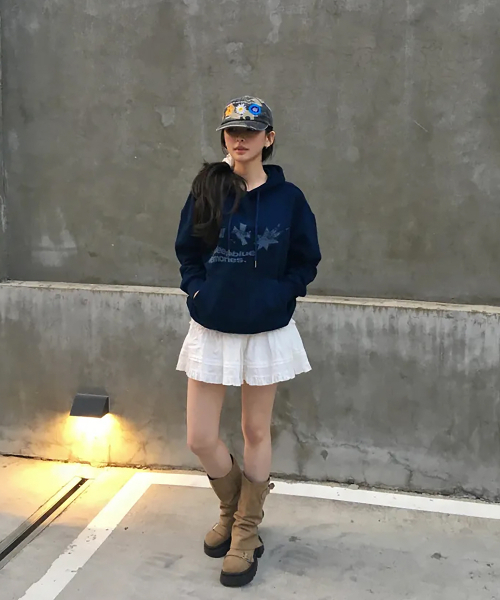 mydeepbluememories（マイディープブルーメモリーズ）の「SYMBOL LOGO GRAPHIC HOODIE (NAVY)（パーカー・レディース・ネイビー・FREE/2）」の21枚目の写真