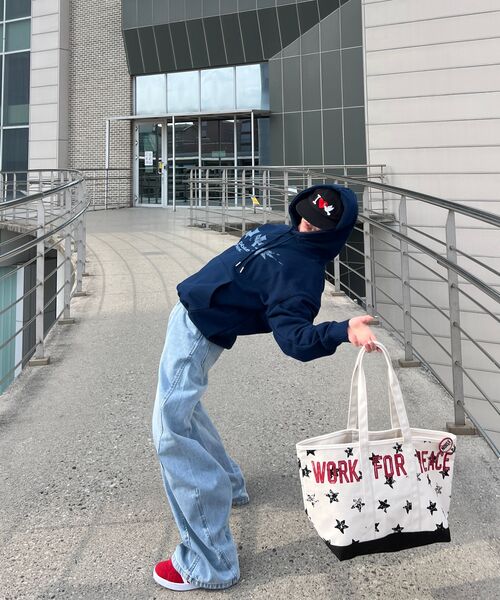 mydeepbluememories（マイディープブルーメモリーズ）の「SYMBOL LOGO GRAPHIC HOODIE (NAVY)（パーカー・レディース・ネイビー・FREE/2）」の6枚目の写真