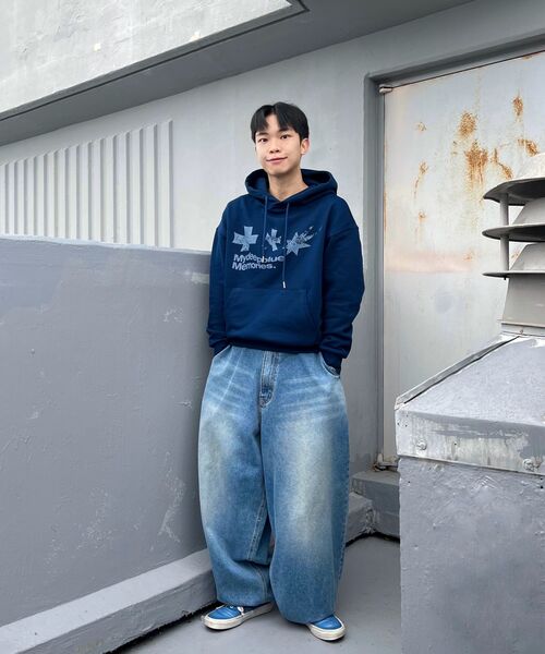 mydeepbluememories（マイディープブルーメモリーズ）の「SYMBOL LOGO GRAPHIC HOODIE (NAVY)（パーカー・レディース・ネイビー・FREE/2）」の3枚目の写真