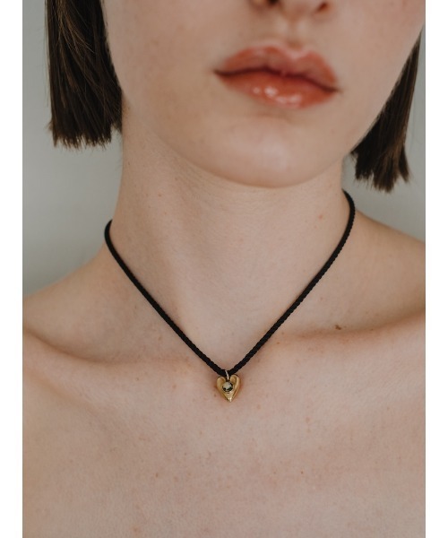 SYKIA（シキア）の「Stone Heart Cord Necklace（ネックレス・レディース・ゴールド系3/ゴールド系1・FREE）」の5枚目の写真
