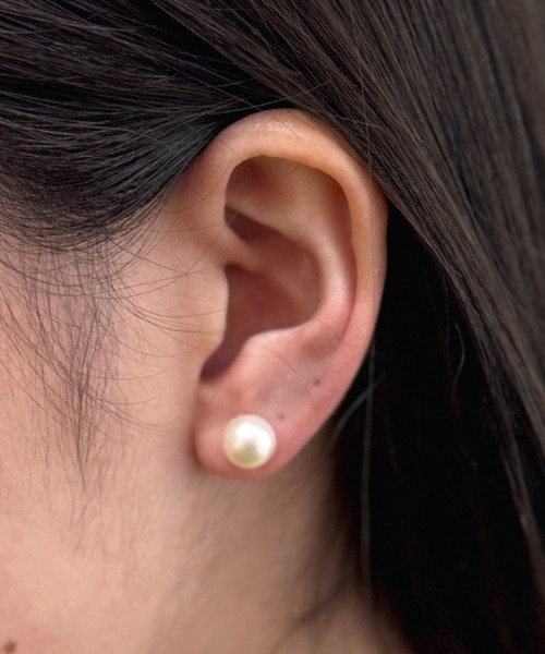 H.O.V(フォブ)の「【H.O.V】ORB PEARL STUD PIERCE-M/オーブ パール スタッド ピアス ユニセックス(ピアス(両耳用)・レディース・ホワイト・FREE)」の4枚目の写真