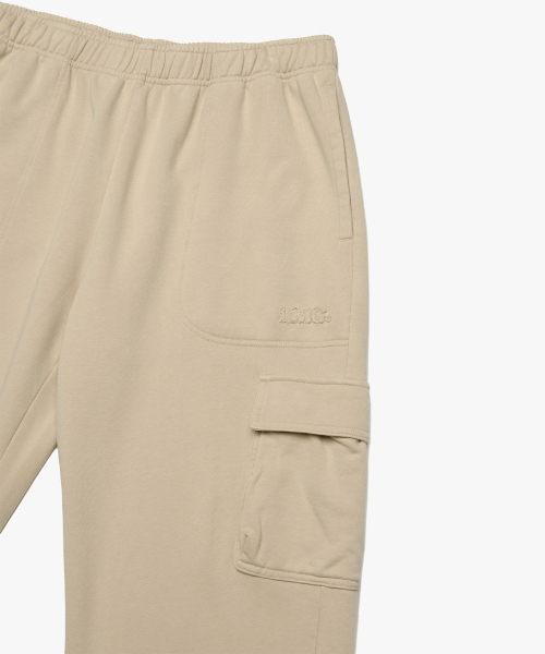 LMCの「WASHED OG APPLIQUE CARGO SWEAT PANTS beige(スウェットパンツ・レディース・その他・S/M/L)」の6枚目の写真
