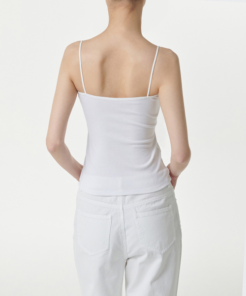MUSINSA STANDARD WOMAN（ムシンサスタンダードウーマン）の「ウィメンズスパゲッティストラップブラトップ[ホワイト]（Tシャツ/カットソー・レディース・その他・LARGE/MEDIUM/SMALL/X-SMALL）」の5枚目の写真