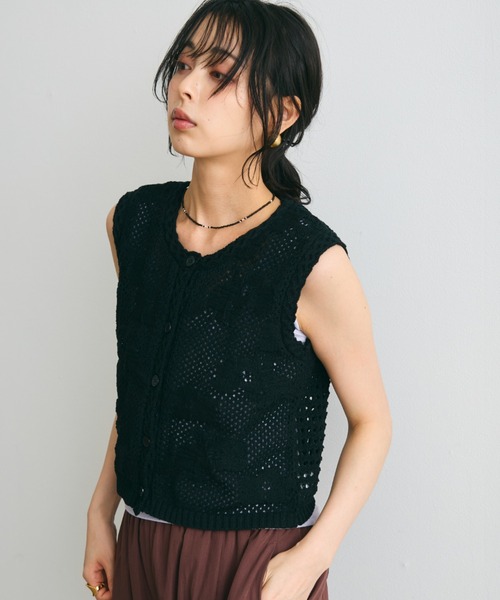 Trish(トリッシュ)の「ループヤーン前開きベスト(ベスト・レディース・ホワイト/ブラック・MEDIUM)」の19枚目の写真