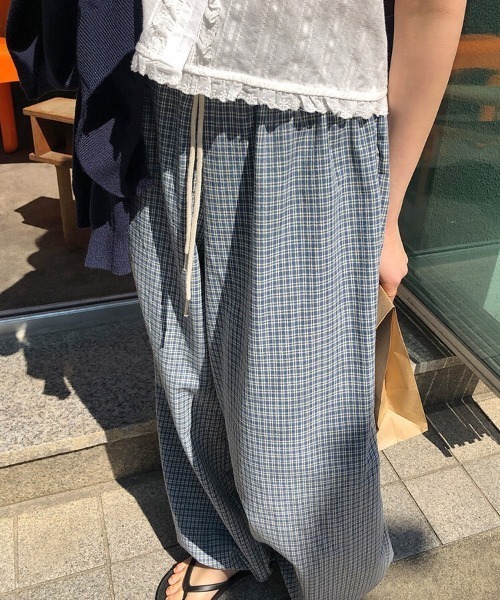 yuue' ( wear )(ユーイ)の「チェック柄イージーワイドパンツ(その他パンツ・レディース・ブルー・FREE)」の3枚目の写真