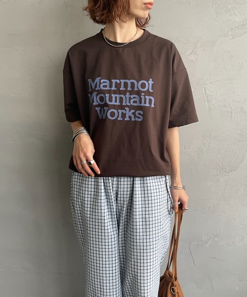 MARMOT（マーモット）の「【WEB先行予約】[Marmot/マーモット] 別注 ドローコード付き クロップド プリントTシャツ（Tシャツ/カットソー・レディース・ホワイト/ブラウン/グレー/ブラック・F）」の10枚目の写真