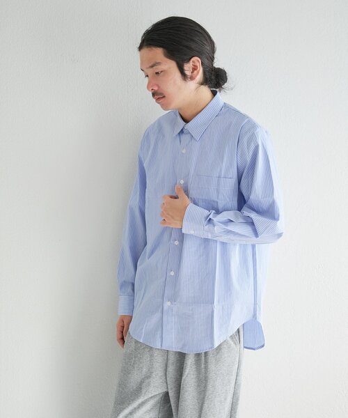 Kastane(カスタネ)の「【一部店舗限定/ユニセックス】BM ストライプラウンドシャツ(シャツ/ブラウス・メンズ・ネイビー/ブルー/サックスブルー・FREE)」の4枚目の写真