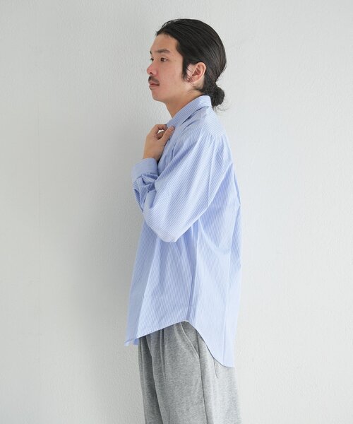 Kastane(カスタネ)の「【一部店舗限定/ユニセックス】BM ストライプラウンドシャツ(シャツ/ブラウス・メンズ・ネイビー/ブルー/サックスブルー・FREE)」の5枚目の写真