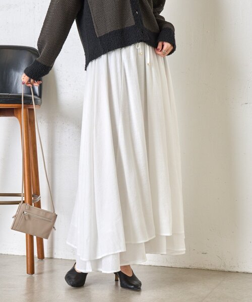 Jena espace merveilleux(ジェナ エスパスメルヴェイユ)の「【軽やかティアード】ヨウリュウティアードスカート(スカート・レディース・オフホワイト/ブラック・FREE)」の9枚目の写真