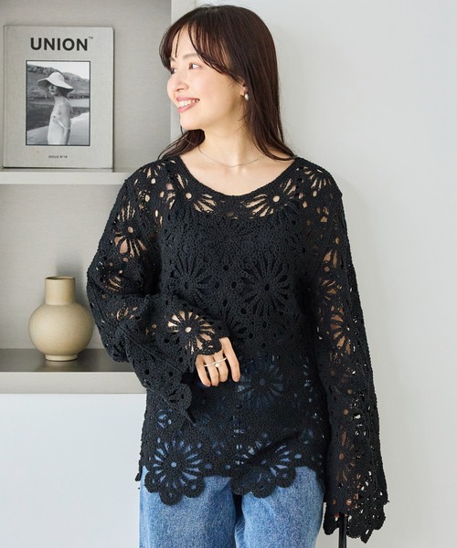 LAVEANGE（ラビアンジェ）の「クロシェニットプルオーバー（ニット/セーター・レディース・ブラック/アイボリー・F）」の5枚目の写真