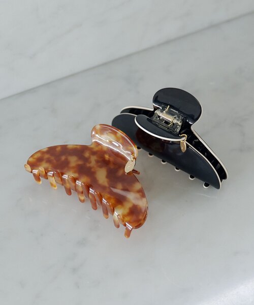 Kastane（カスタネ）の「【fiw.】ロゴチャームバンスクリップ（バレッタ/ヘアクリップ・レディース・ブラウン/ブラック・FREE）」の10枚目の写真