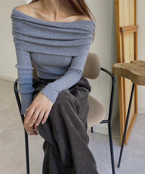nananamoe(ナナナモエ)の「gather turnup off shoulder knit / ギャザーターンアップオフショルダーニット(ニット/セーター・レディース・チャコールグレー/グレー/アイボリー・FREE)」の14枚目の写真