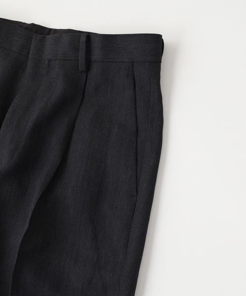 ATON（エイトン）の「ATON（エイトン）TWIST WOOL LINEN STANDARD PANTS（スラックス・メンズ・ブラック/ネイビー・2/6/4）」の4枚目の写真