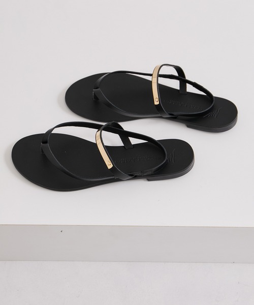 NICOLAS LAINAS（ニコラスライナス）の「【NICOLAS LAINAS(ニコラスライナス)】プレートトングサンダル（サンダル・レディース・ブラック系その他/ブラウン系その他・39/37/35）」の10枚目の写真