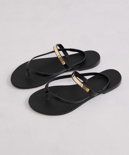 NICOLAS LAINAS（ニコラスライナス）の「【NICOLAS LAINAS(ニコラスライナス)】プレートトングサンダル（サンダル・レディース・ブラック系その他/ブラウン系その他・39/37/35）」の11枚目の写真